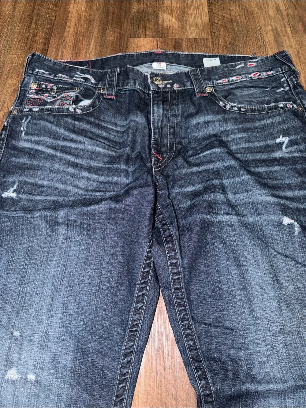 MENS TRUE RELIGION STRAIGHT JEANS DISTRESSED WITH RED STITCHING SIZE 38
